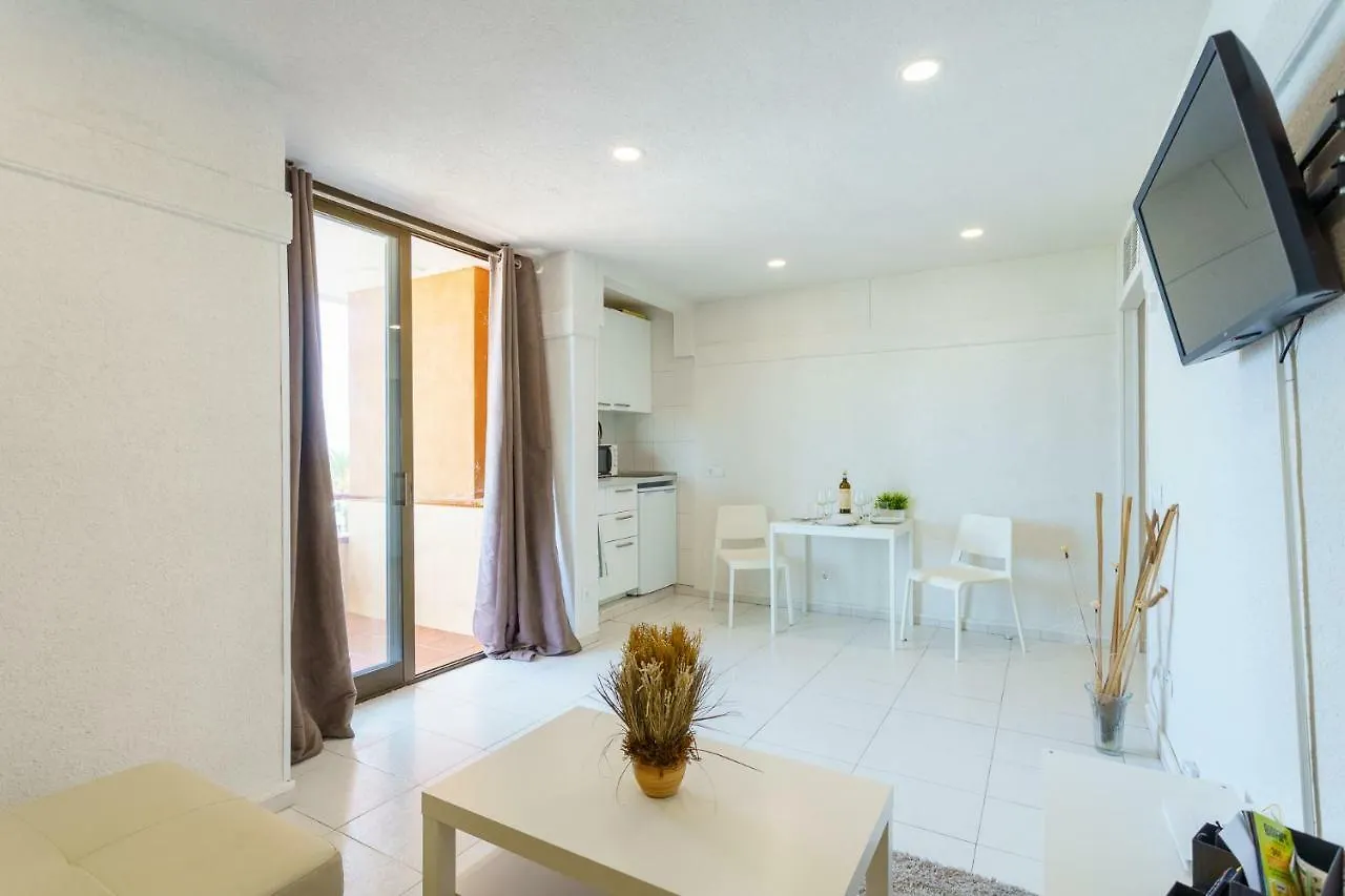 Malagasuite Fuengirola Beach Apartment
